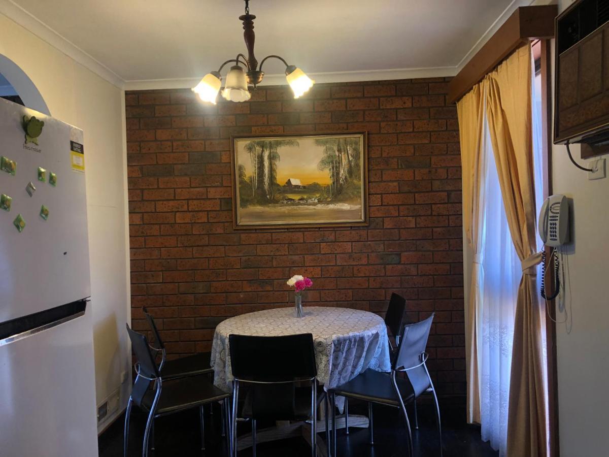 Golden House Daire Springvale Dış mekan fotoğraf
